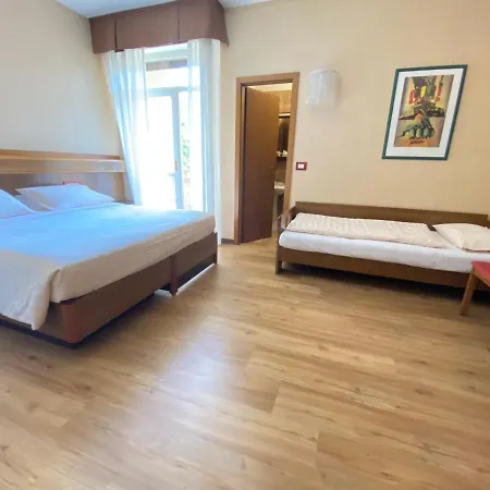 Sunlake Hotel
