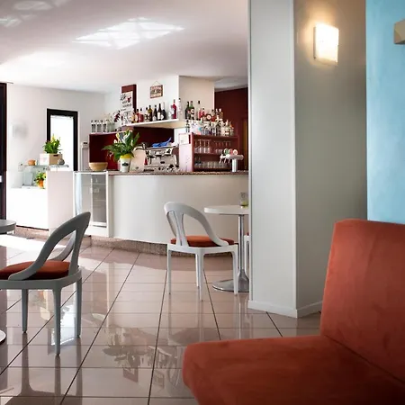 Sunlake 3* Riva del Garda