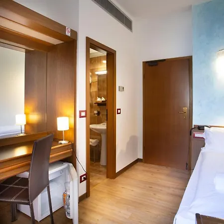 Sunlake Hotel 3*